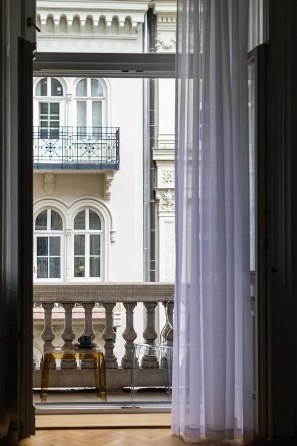 City Center Apartment With Balcony Budapest Exterior photo