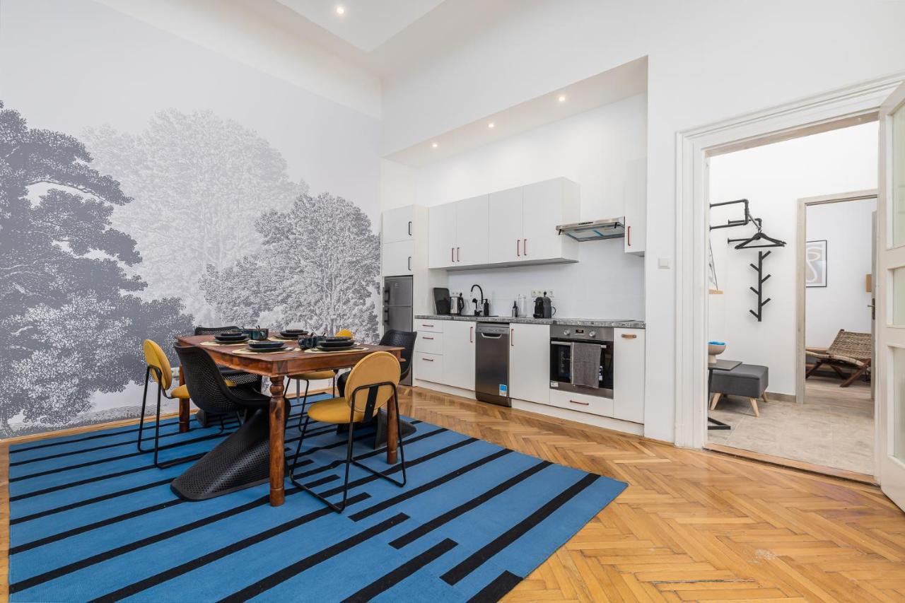 City Center Apartment With Balcony Budapest Exterior photo